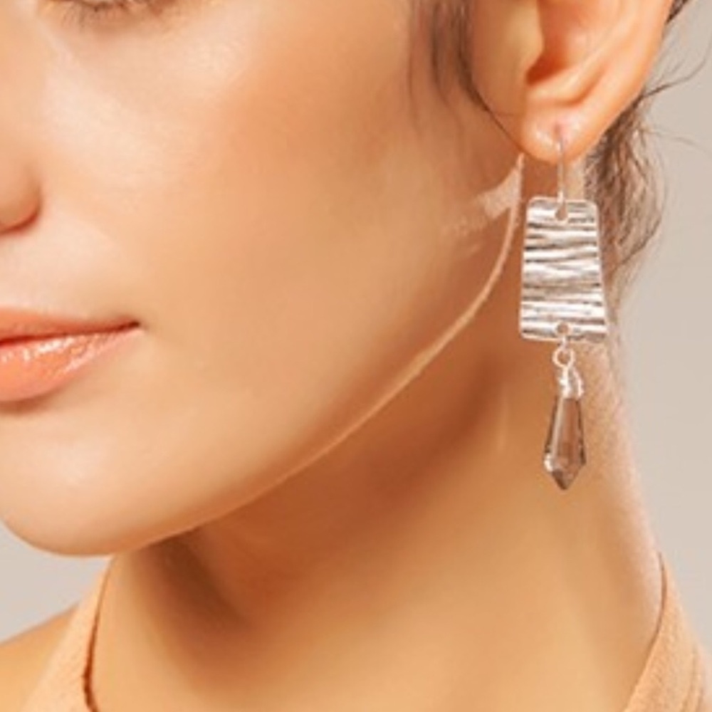 New Waterdrop Crystal Earrings Silver - Picture 2 of 6